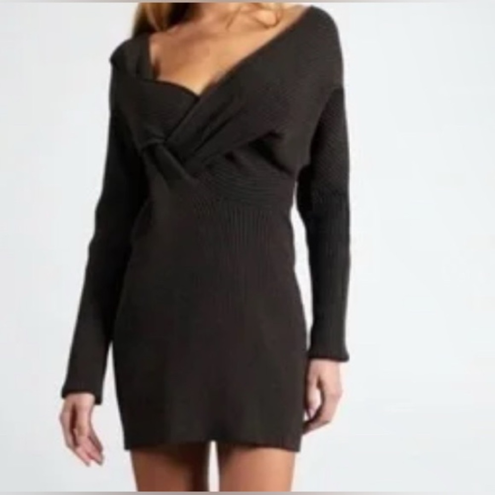 NWT Bottega Veneta Dark Brown Asymmetrical Twist Front Ribbed Sweater size 12
